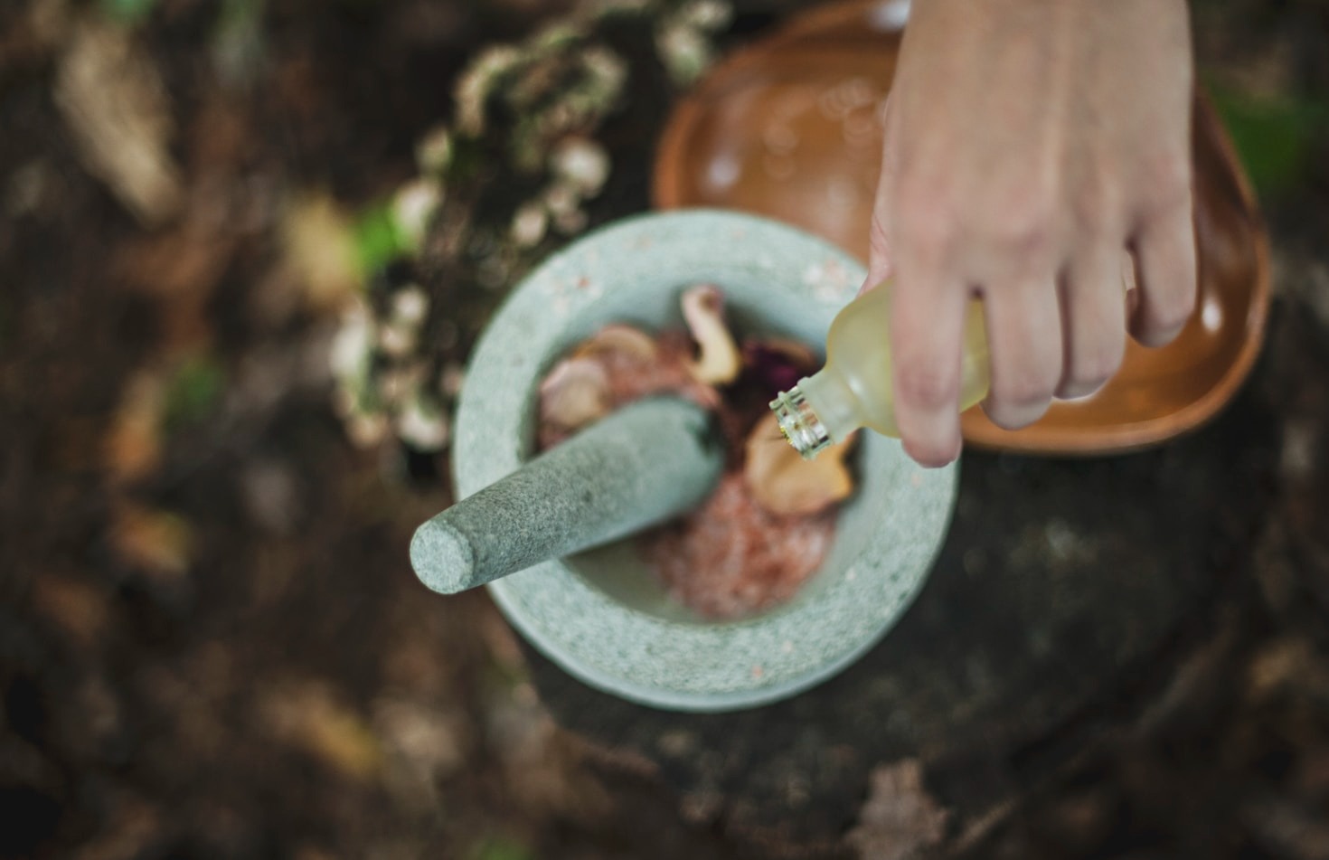 The Benefits of Combining Herbs and Modern Medicine